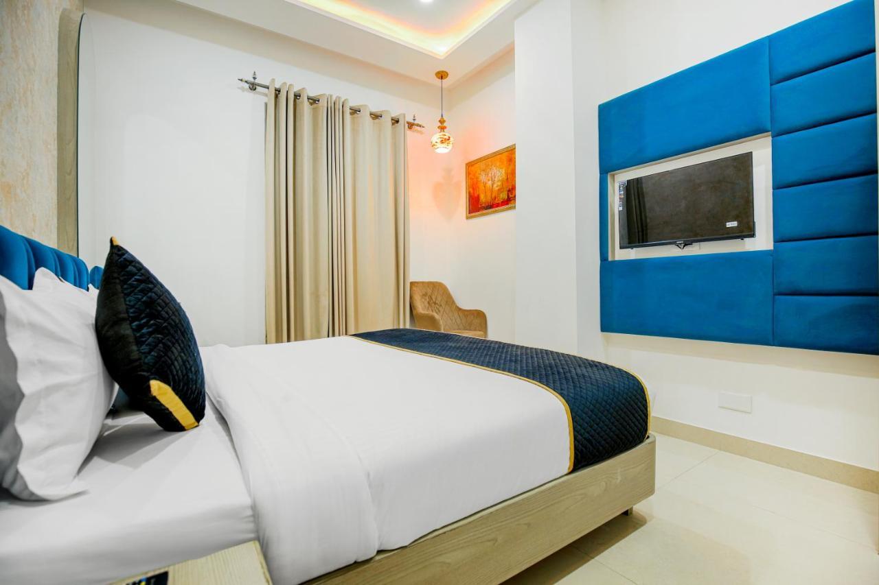 אמריצר Hotel Golden Stay מראה חיצוני תמונה