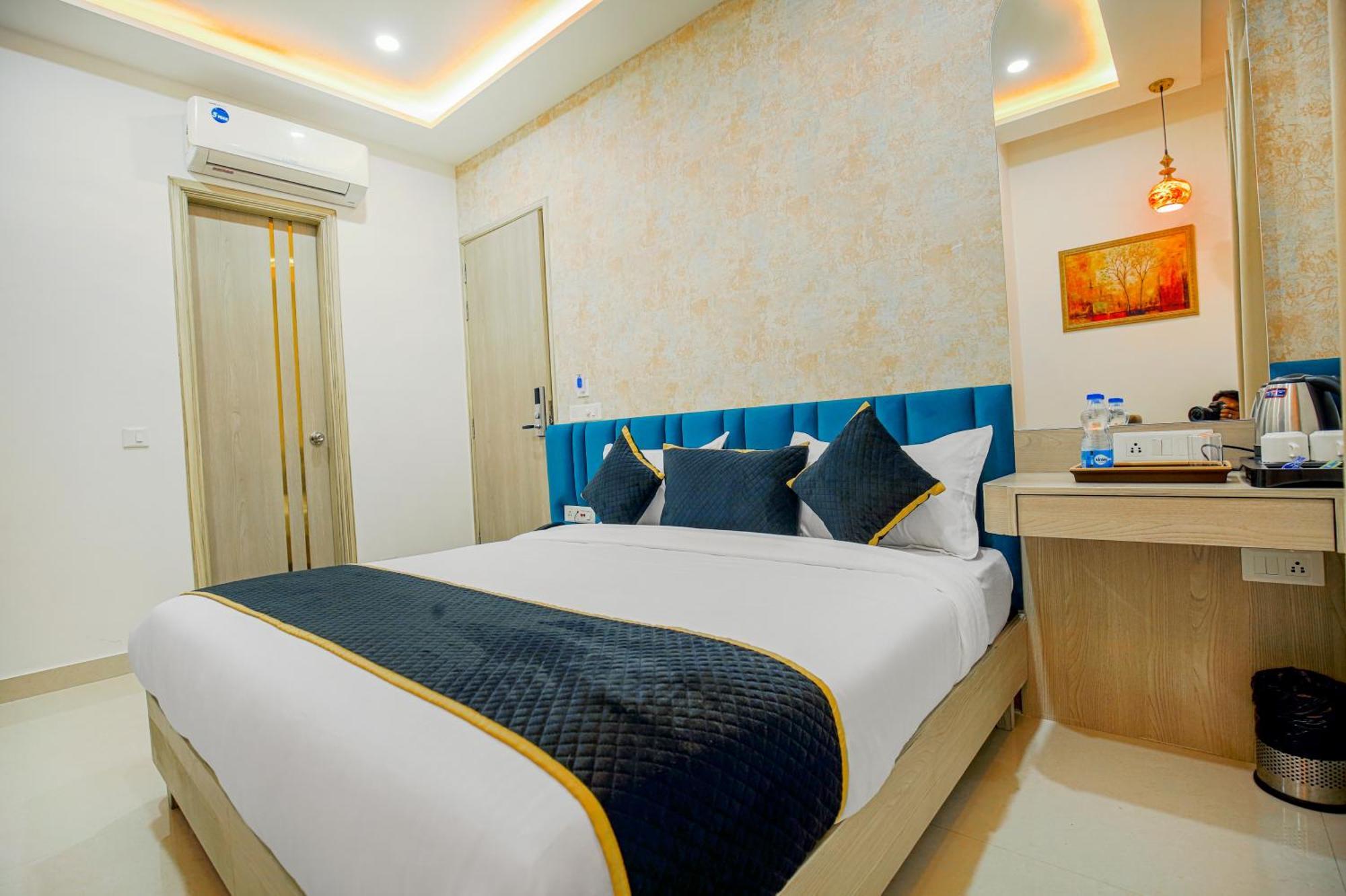 אמריצר Hotel Golden Stay מראה חיצוני תמונה