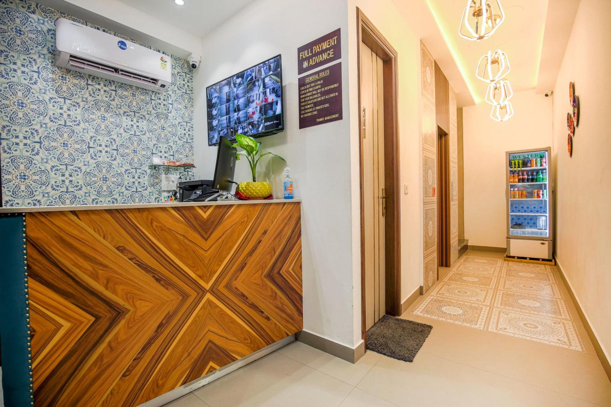 אמריצר Hotel Golden Stay מראה חיצוני תמונה